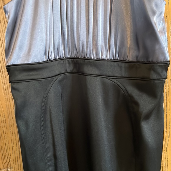 Dress - Picture 3 of 5